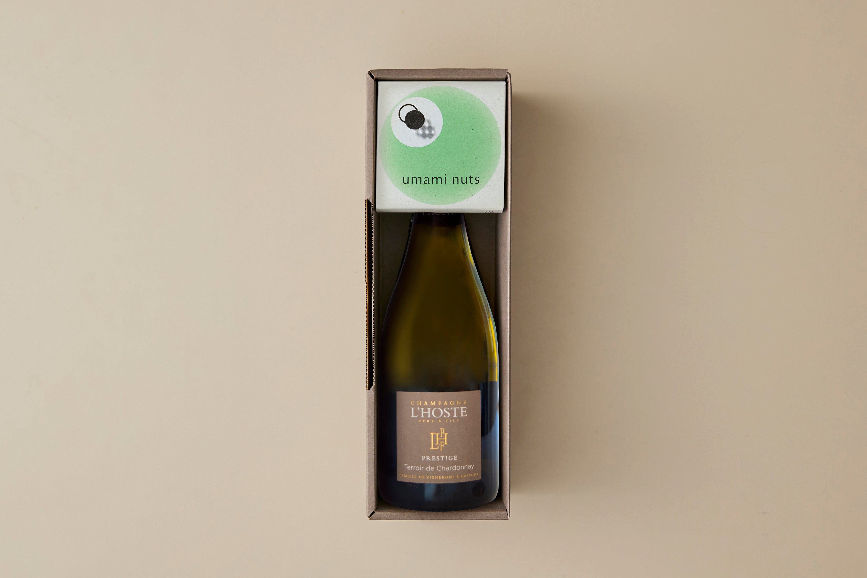 シャンパーニュとレモン醤油アーモンド