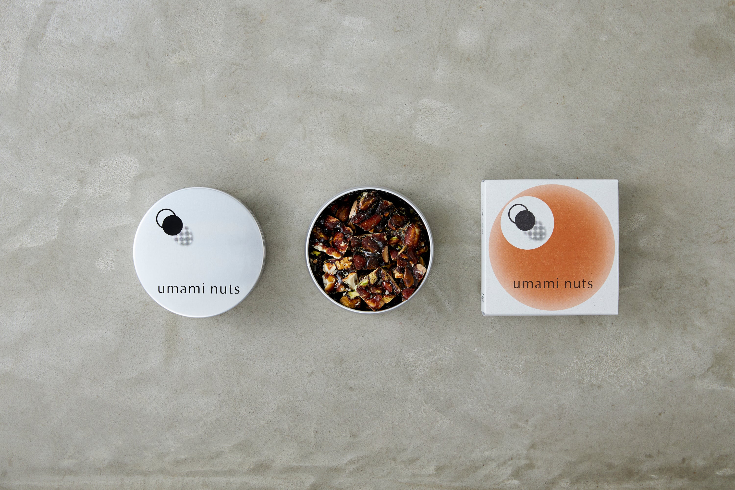 ナッツ3種と黒糖